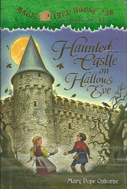 Item #051538 Haunted Castle on Hallows Eve (Magic Tree House, #30). Mary Pope Osborne.
